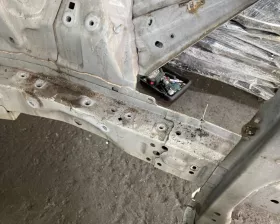 Лонжерон TOYOTA