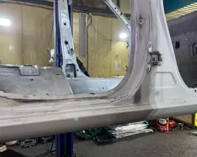 Порог кузова TOYOTA