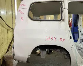 Крыло заднее TOYOTA
