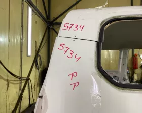 Крыло заднее TOYOTA