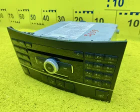 Магнитофон Mercedes-Benz