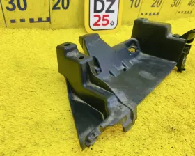 Крепление решетки радиатора HONDA