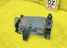 Крепление решетки радиатора HONDA SHUTTLE 2015/Цена NH700M 71124TD400 GK9 L15B, переднее