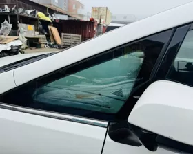 Форточка кузова Toyota