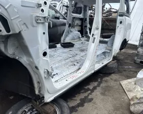 Порог кузова Toyota
