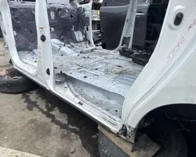 Порог кузова Toyota