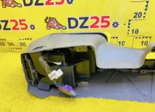 Бардачок между сиденьями CHEVROLET TRAILBLAZER 2004 89045337 GMT360 LL8, передний