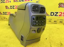 Бардачок между сиденьями CHEVROLET TRAILBLAZER 2004 89045337 GMT360 LL8, передний