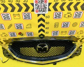 Решетка радиатора Mazda