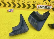 Брызговики комплект ISUZU BIGHORN 1998 8976906020 UBS73GW 4JX1