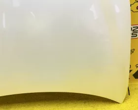 Капот Toyota