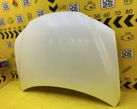 Капот Toyota