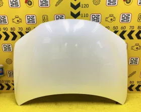 Капот Toyota