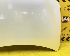 Капот Toyota