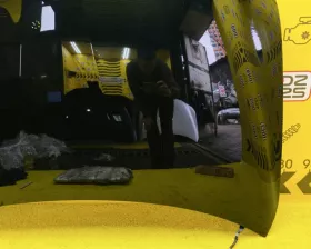 Капот Toyota