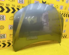 Капот Toyota