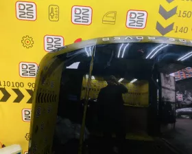 Капот Land Rover