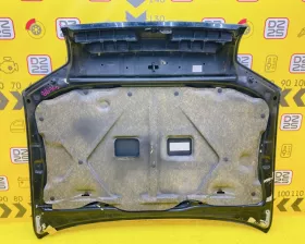 Капот Toyota
