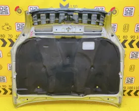 Капот Toyota