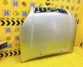 Капот Toyota