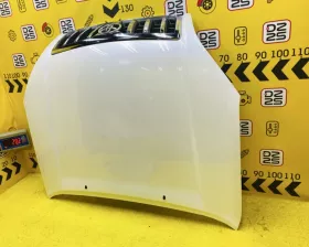 Капот Toyota
