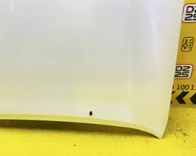 Капот Toyota