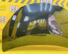 Капот Toyota
