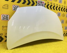 Капот Toyota