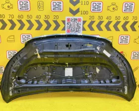 Капот Toyota