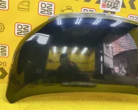 Капот Toyota