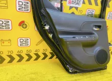 Дверь боковая TOYOTA AQUA 2015 6700452470 NHP10 1NZFXE, задняя левая
