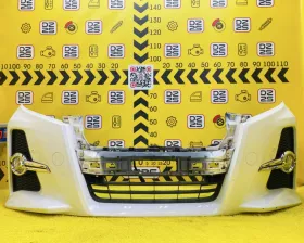 Бампер Toyota