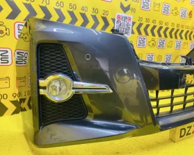 Бампер Toyota