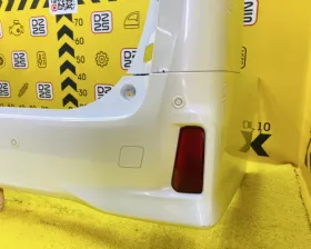 Бампер Toyota