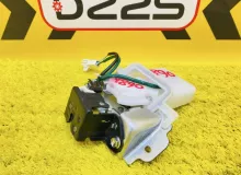 Замок стекла двери багажника TOYOTA LAND CRUISER PRADO 2021/Цвет 202 6937060020 TRJ150W/TRJ150L/TRJ150/TRJ152/TRJ155/GDJ150W/GDJ150R/GDJ150L/GDJ150/GDJ151W/GDJ151/GDJ155L/GDJ155R/GDJ155/GRJ150W/GRJ150L/GRJ150/GRJ151W/GRJ151/GRJ152/KDJ150/KDJ150L/KDJ155 2T