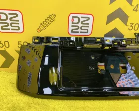 Накладка на дверь багажника Toyota