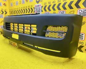 Бампер Toyota
