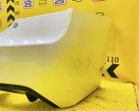 Бампер Toyota