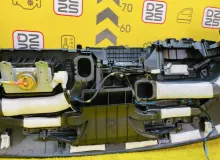 Торпеда TOYOTA ESQUIRE 2015 5530228250C0 ZRR85G 3ZRFAE, передняя
