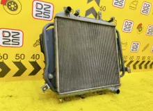 Радиатор основной TOYOTA HIACE 1997 1651067020 KZH106W 1KZTE, передний
