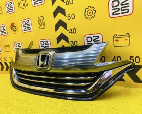 Решетка радиатора Honda