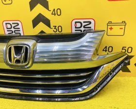 Решетка радиатора Honda
