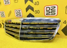 Решетка радиатора Mercedes-Benz S-CLASS 2007 A22188000839040 WDD221 M273E55|273961|273.961, передняя