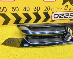 Решетка радиатора Mitsubishi