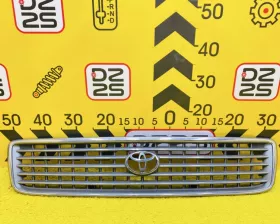 Решетка радиатора Toyota
