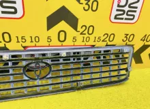 Решетка радиатора TOYOTA HIACE 1997 5310026100 KZH106W 1KZTE, передняя