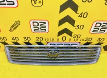 Решетка радиатора TOYOTA HIACE 1997 5310026100 KZH106W 1KZTE, передняя