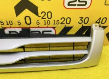 Решетка радиатора TOYOTA HIACE 2006 5311126350 KDH205V 2KDFTV, передняя