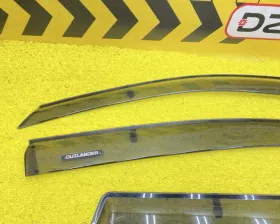 Ветровик на дверь Mitsubishi