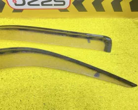 Ветровик на дверь Toyota